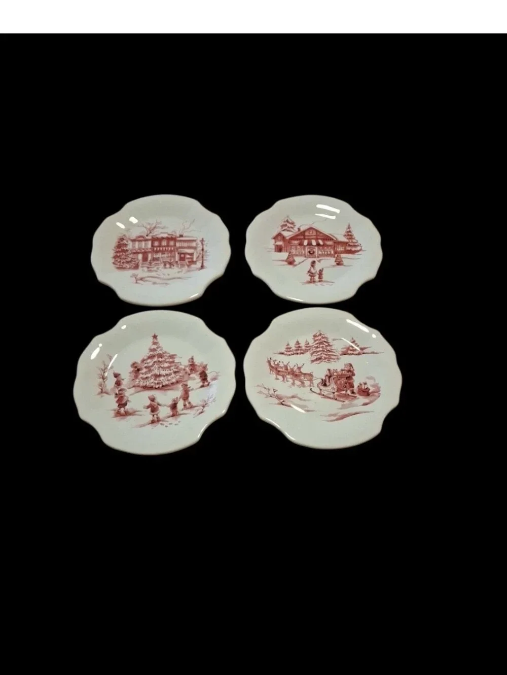Set Of 4 Sur La Table Snowy Lane Appetizer Plates Red and White Christmas